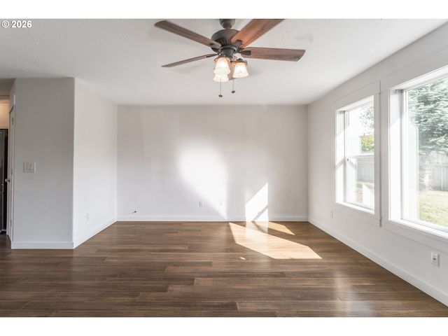 506 E JONES St A, Yacolt, WA 98675