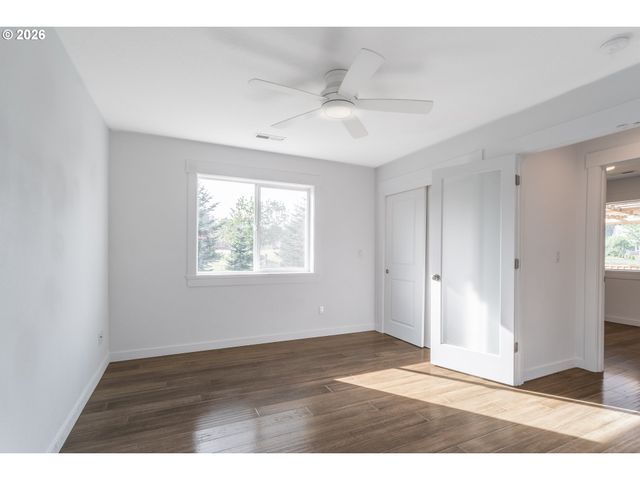 506 E JONES St A, Yacolt, WA 98675