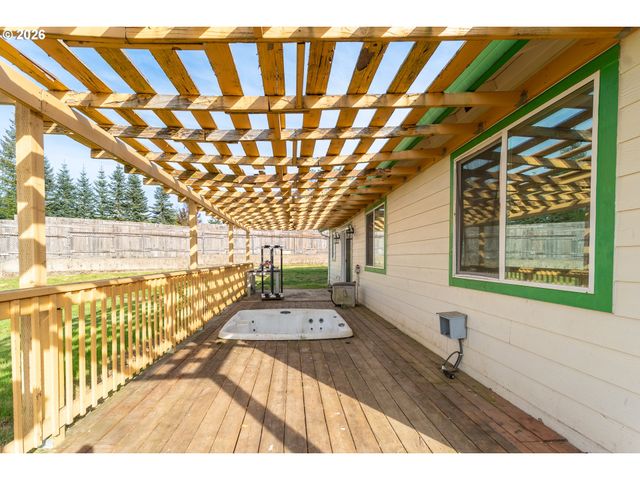 506 E JONES St A, Yacolt, WA 98675