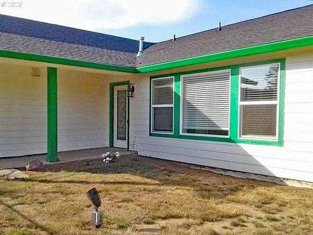 506 E JONES St A, Yacolt, WA 98675