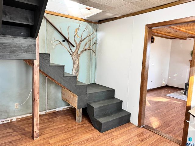 412 N Cleveland St Street, Lennox, SD 57039