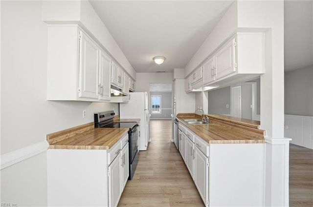 4745 Marlwood WAY, Virginia Beach, VA 23462