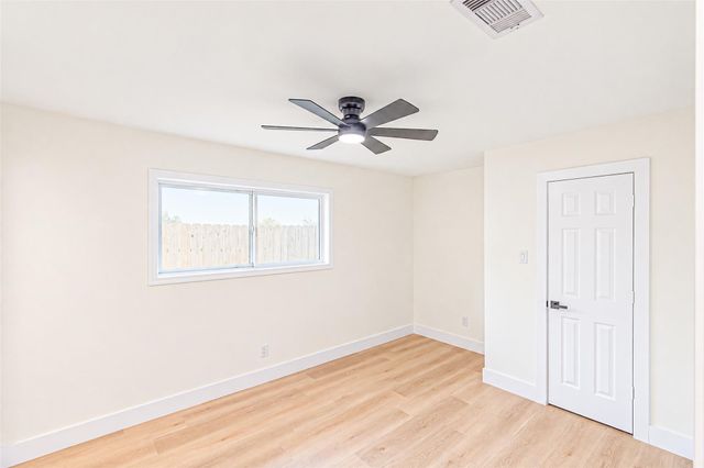 7623 Braes Meadow Drive, Houston, TX 77071