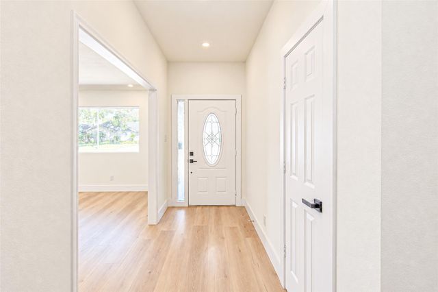 7623 Braes Meadow Drive, Houston, TX 77071