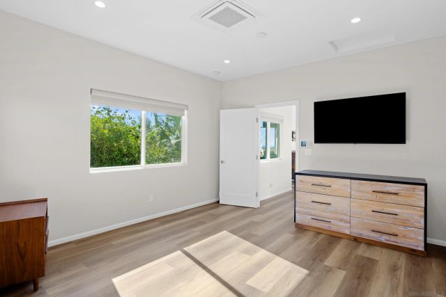 1305 Blue Sky Dr, Cardiff, CA 92007