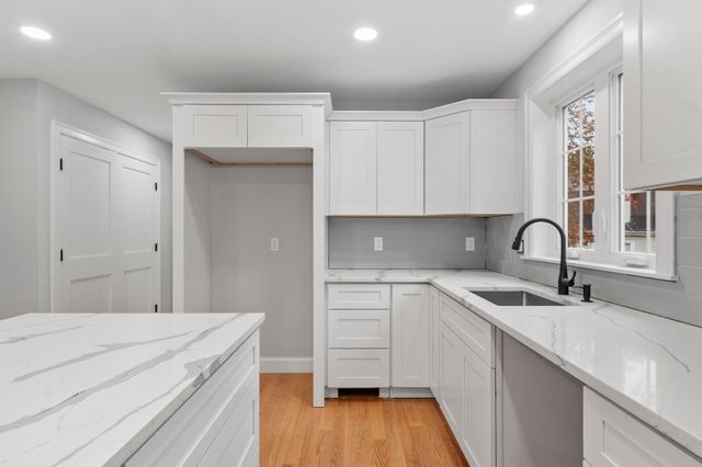 300 South St., Tewksbury, MA 01876