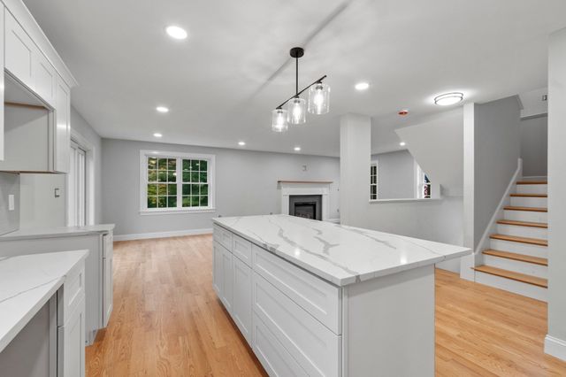 300 South St., Tewksbury, MA 01876