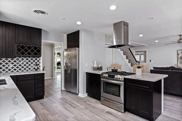 1747 Maux Drive, Houston, TX 77043