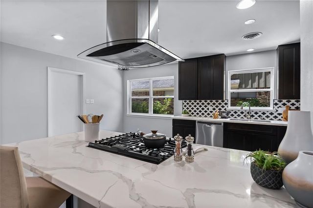 1747 Maux Drive, Houston, TX 77043