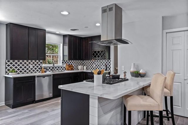1747 Maux Drive, Houston, TX 77043