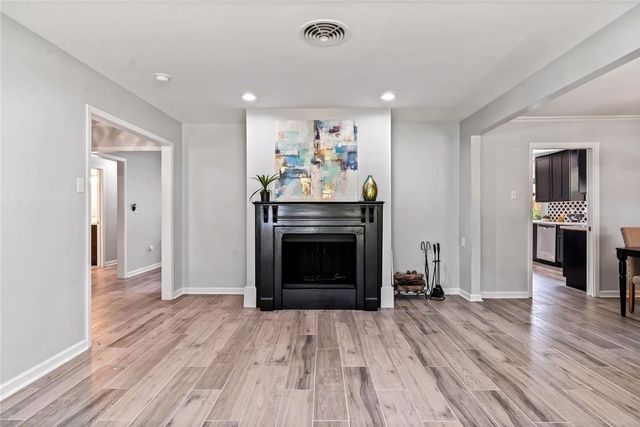 1747 Maux Drive, Houston, TX 77043