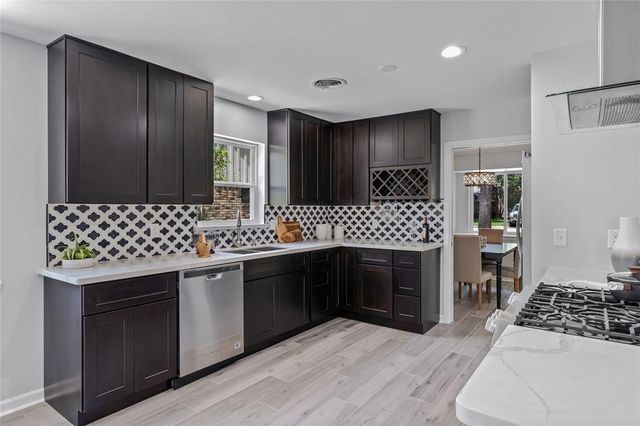 1747 Maux Drive, Houston, TX 77043