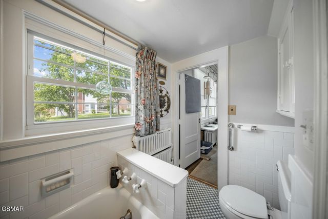 294 Clifton Heights Road, Newport, TN 37821