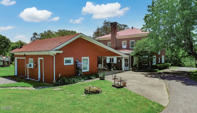 294 Clifton Heights Road, Newport, TN 37821