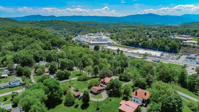 294 Clifton Heights Road, Newport, TN 37821