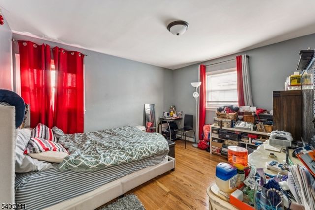 20 Toronto Ct, Maplewood Twp., NJ 07040