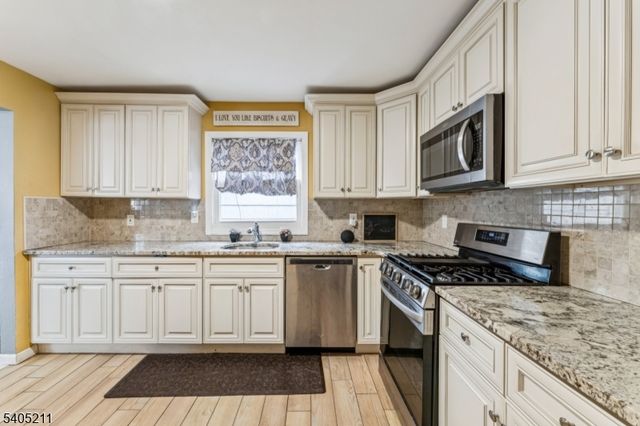 20 Toronto Ct, Maplewood Twp., NJ 07040