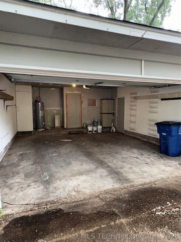 7307 S 70th East Street, Tulsa, OK 74133