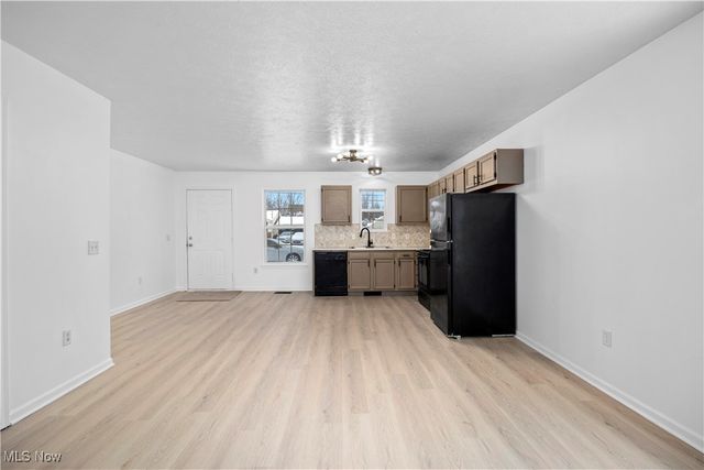 127 Parmely Avenue, Elyria, OH 44035