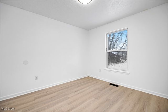 127 Parmely Avenue, Elyria, OH 44035