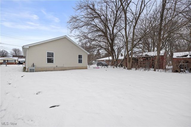 127 Parmely Avenue, Elyria, OH 44035