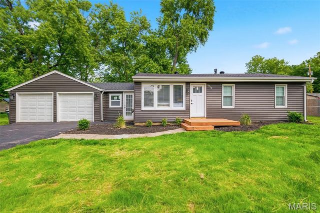 1813 Don Ron Drive, Arnold, MO 63010