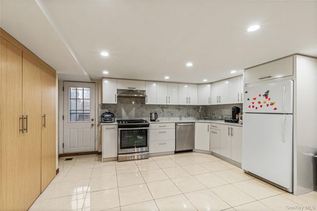137-66 70th Road, Kew Garden Hills, NY 11367