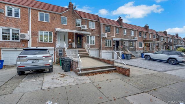 137-66 70th Road, Kew Garden Hills, NY 11367