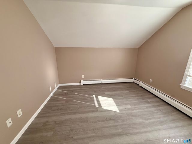 13 Mohegan Street, Putnam, CT 06260