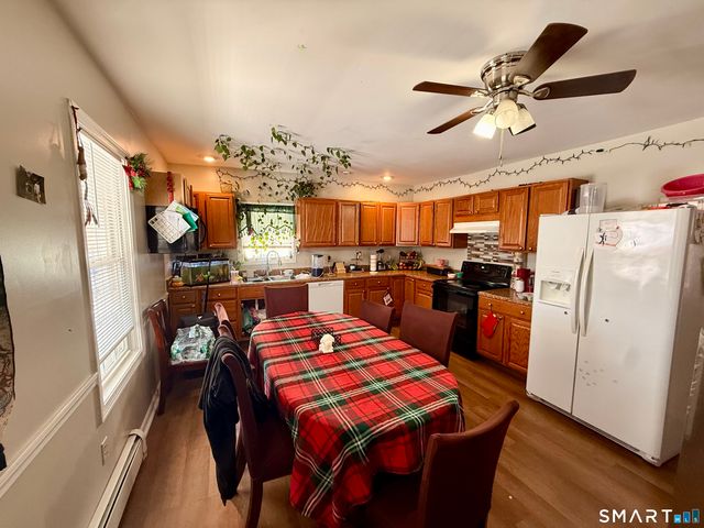 13 Mohegan Street, Putnam, CT 06260