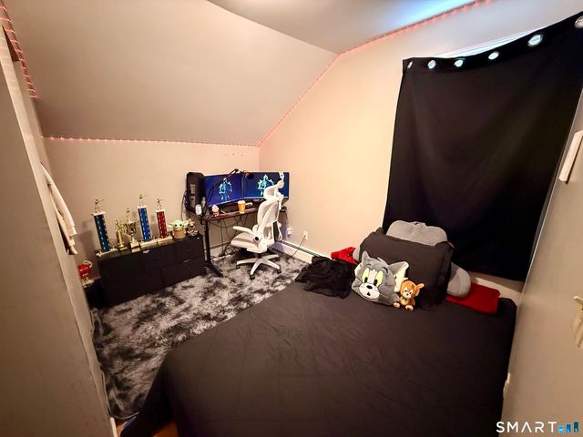 13 Mohegan Street, Putnam, CT 06260