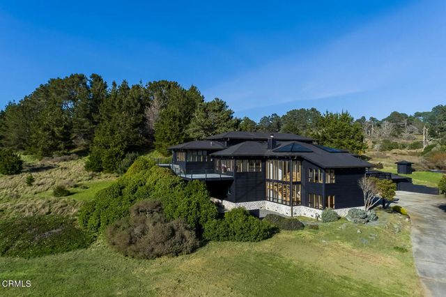 45460 Indian Shoals Road, Mendocino, CA 95460