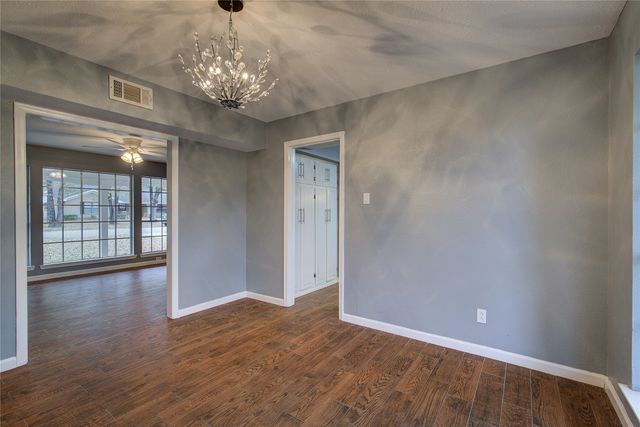 9 Timberside Drive, Greenville, TX 75402