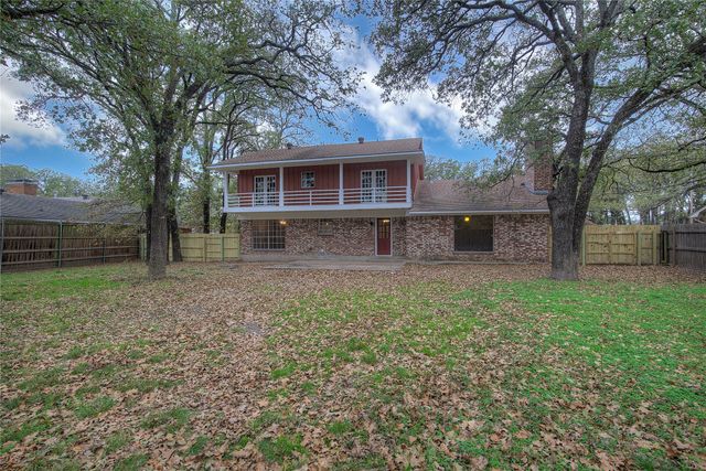9 Timberside Drive, Greenville, TX 75402