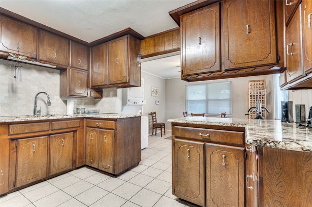 2907 Fir Park, Richland Hills, TX 76118