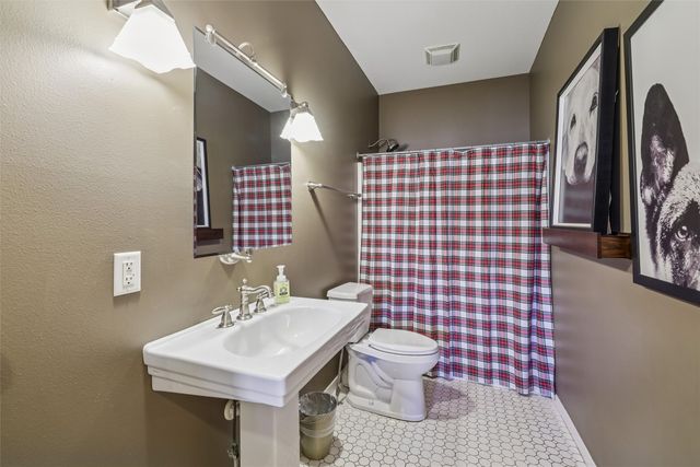 3021 N Cattail Creek, Cumming, IA 50061