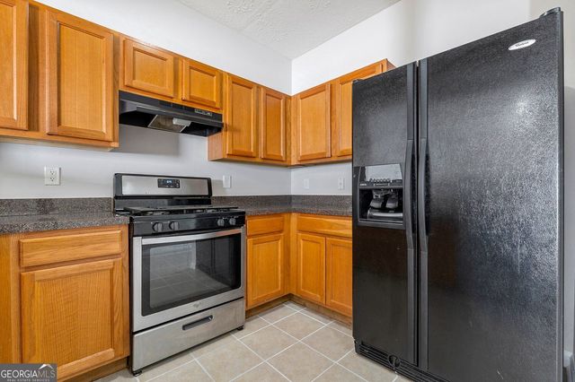 1378 Penhurst Drive, Lawrenceville, GA 30043
