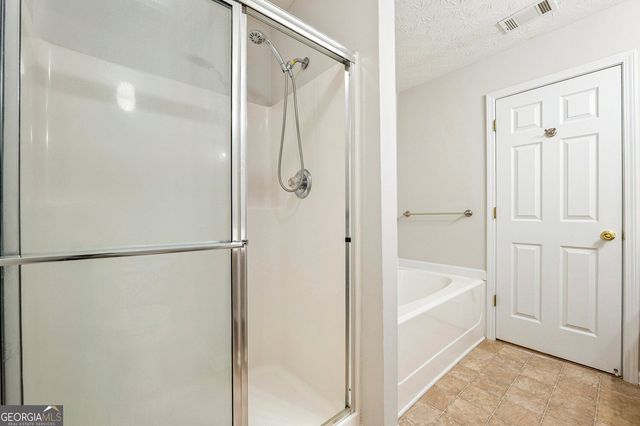1378 Penhurst Drive, Lawrenceville, GA 30043