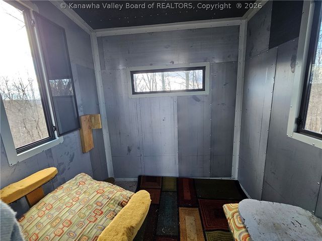 25 Veranda Lane, Elkview, WV 25071