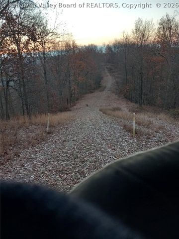 25 Veranda Lane, Elkview, WV 25071