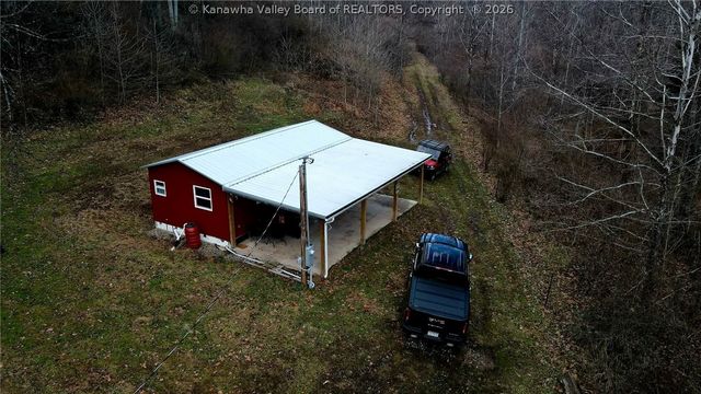 25 Veranda Lane, Elkview, WV 25071