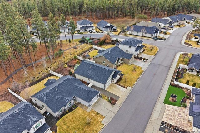 815 W Siena Peak Dr, Spokane, WA 99224