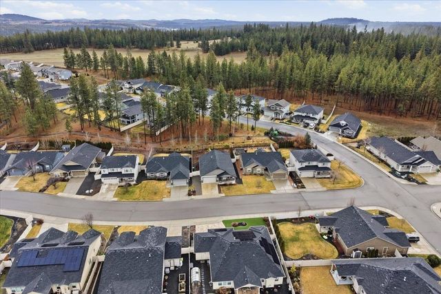 815 W Siena Peak Dr, Spokane, WA 99224