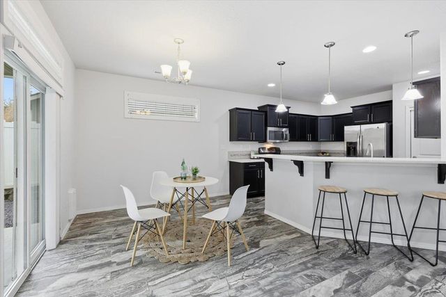 815 W Siena Peak Dr, Spokane, WA 99224