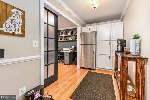 46225 ALLSBROOK PL, Sterling, VA 20165