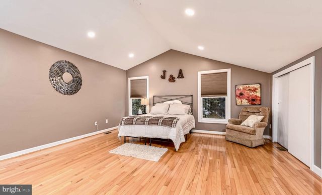 46225 ALLSBROOK PL, Sterling, VA 20165