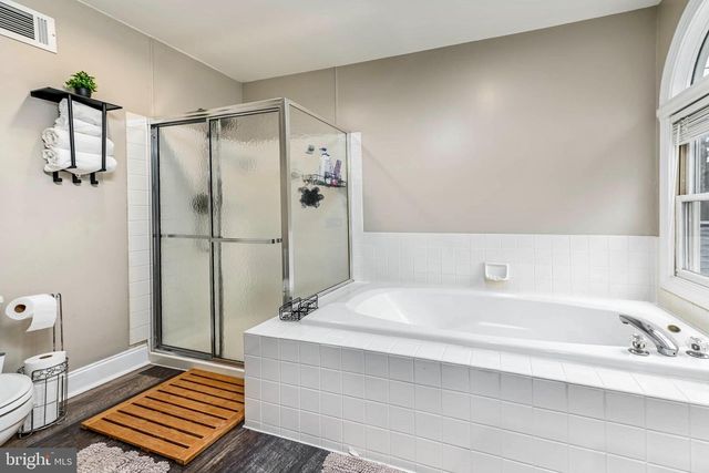 46225 ALLSBROOK PL, Sterling, VA 20165