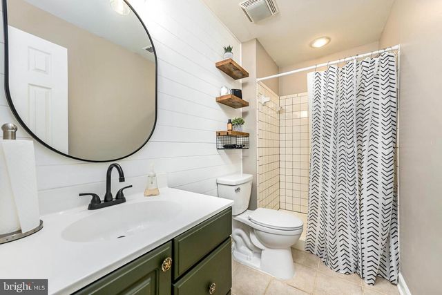 46225 ALLSBROOK PL, Sterling, VA 20165