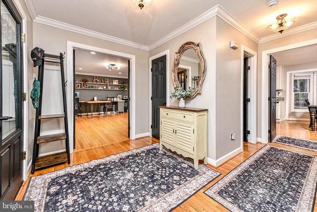 46225 ALLSBROOK PL, Sterling, VA 20165