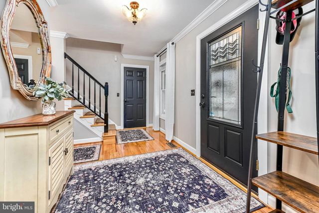 46225 ALLSBROOK PL, Sterling, VA 20165